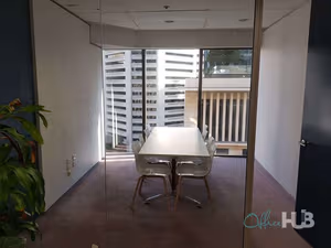 18 Person Private Office