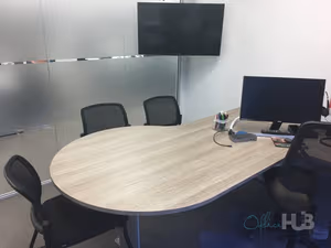 1 Person Shared Office