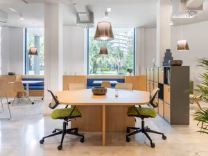 4 Person Private Office