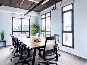 40 Person Private Office