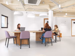 1 Person Coworking Desk