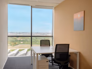 40 Person Private Office