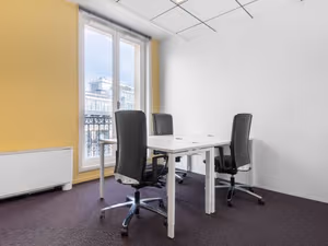 15 Person Private Office
