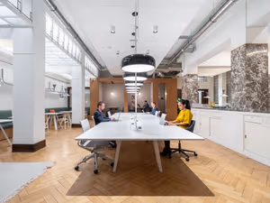 4 Person Private Office