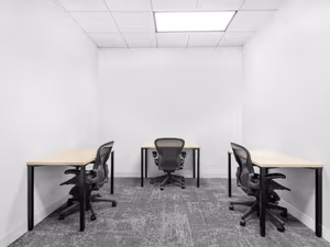 10 Person Private Office