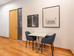 5 Person Private Office