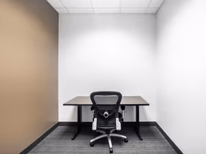 10 Person Private Office