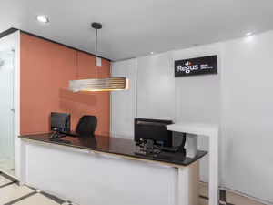 30 Person Private Office