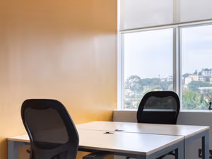 15 Person Private Office