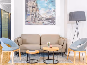 10 Person Private Office