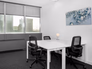 4 Person Private Office