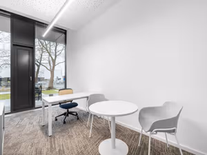 1 Person Coworking Desk