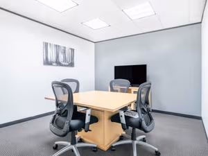 10 Person Private Office