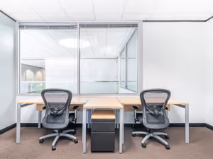 4 Person Private Office