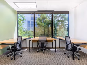 7 Person Private Office