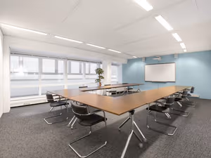 20 Person Private Office