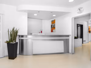 3 Person Private Office