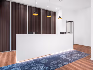 40 Person Private Office