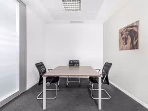 5 Person Private Office