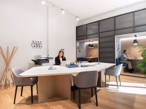 1 Person Private Office