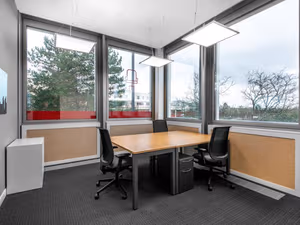 15 Person Private Office