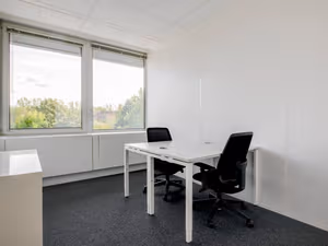 3 Person Private Office