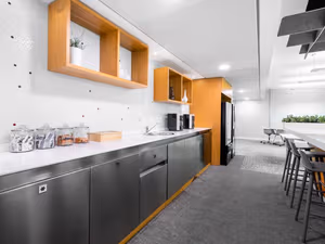 1 Person Coworking Desk