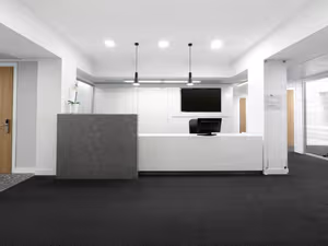 25 Person Private Office