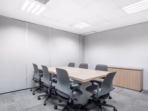 7 Person Private Office