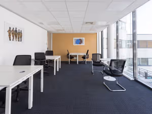 15 Person Private Office