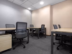 10 Person Private Office
