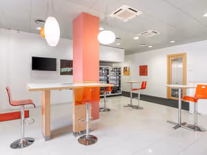 1 Person Private Office