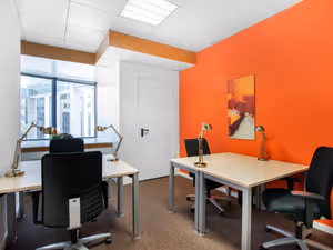 4 Person Private Office