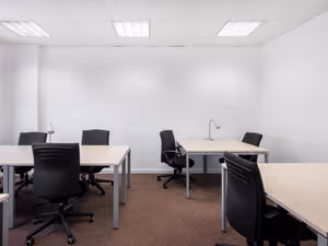 7 Person Private Office