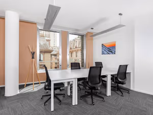 10 Person Private Office