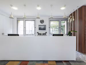 7 Person Private Office