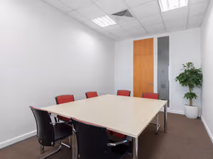 4 Person Private Office