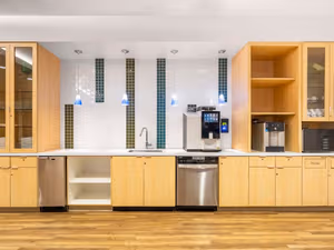 10 Person Private Office