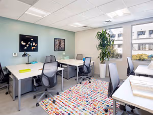 4 Person Private Office