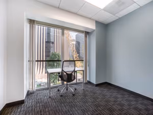 30 Person Private Office