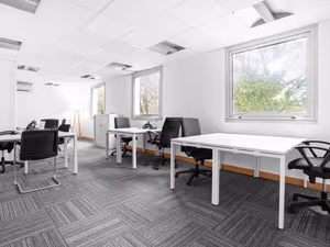 1 Person Private Office