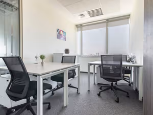 7 Person Private Office
