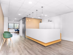 10 Person Private Office