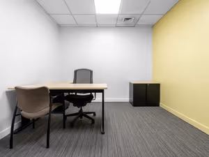 30 Person Private Office