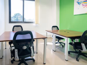 3 Person Private Office