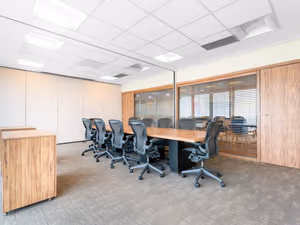 25 Person Private Office