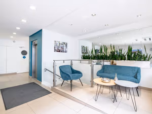 15 Person Private Office