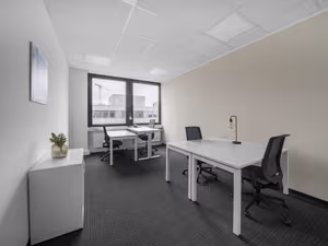 1 Person Private Office