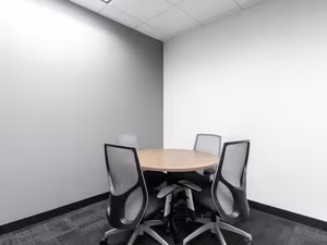 10 Person Private Office