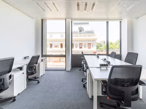 1 Person Private Office